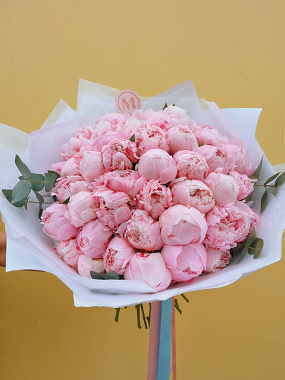 50/100 Peony Bouquet U.K.